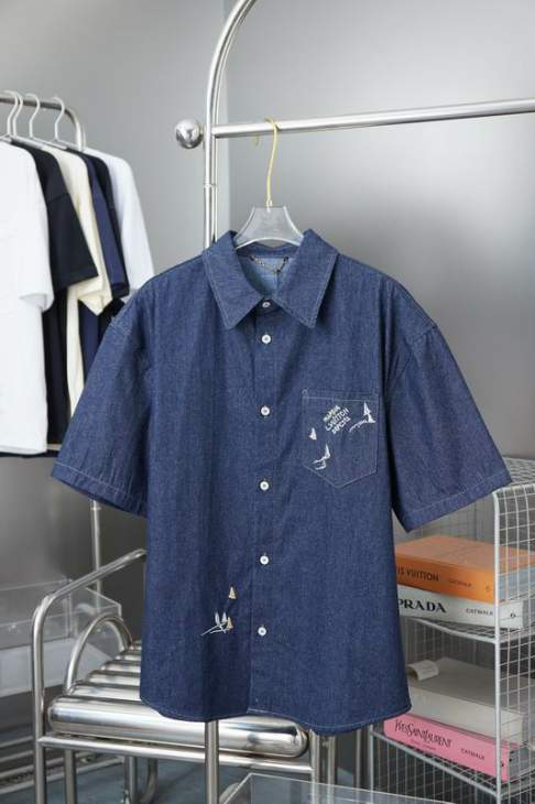 Picture of LV Shirt Pant Suits _SKULVS-XLhgntx0823762